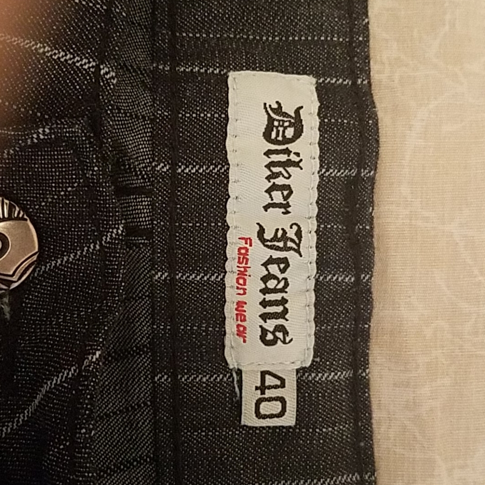 Jeans - Picture 5 of 5